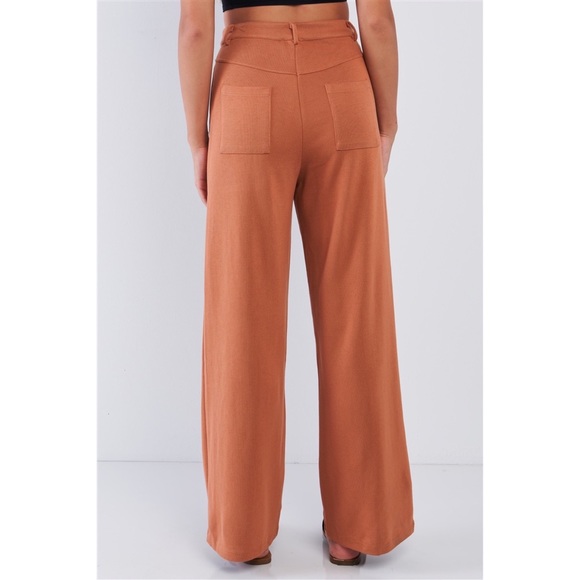 High waisted stretchy camel pants from Le lis. Brand new, never worn - Picture 2 of 4